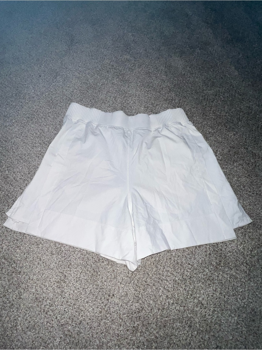 lululemon athletica Women's White High-Waist Athletic Shorts